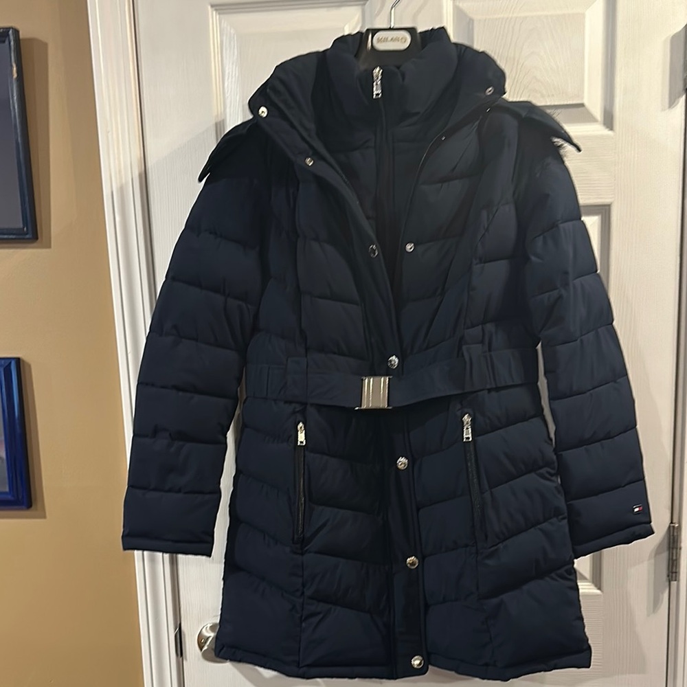 Tommy Hilfiger Women's Navy Puffer Coat